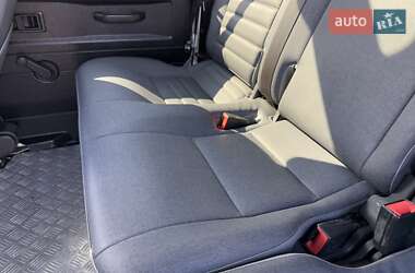 Внедорожник / Кроссовер Land Rover Defender 2008 в 