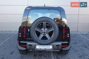 Внедорожник / Кроссовер Land Rover Defender 2024 в 