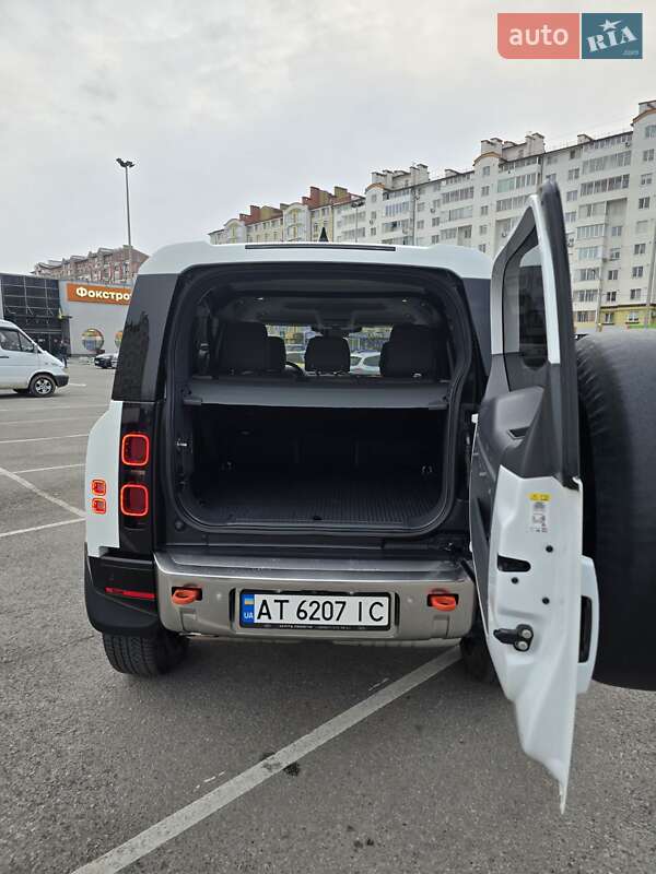 Позашляховик / Кросовер Land Rover Defender 2022 в Івано-Франківську