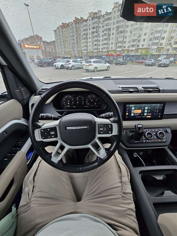 Позашляховик / Кросовер Land Rover Defender 2022 в Івано-Франківську