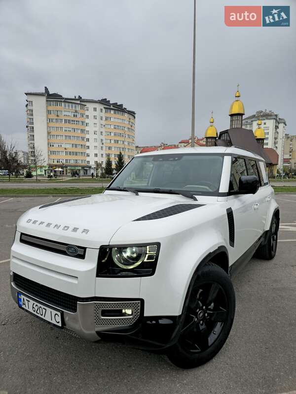 Позашляховик / Кросовер Land Rover Defender 2022 в Івано-Франківську