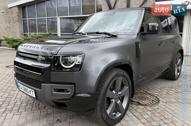 Внедорожник / Кроссовер Land Rover Defender 2022 в 
