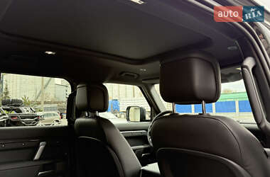 Внедорожник / Кроссовер Land Rover Defender 2022 в 