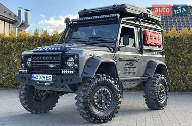 Внедорожник / Кроссовер Land Rover Defender 2015 в 