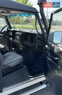 Пикап Land Rover Defender 2004 в 