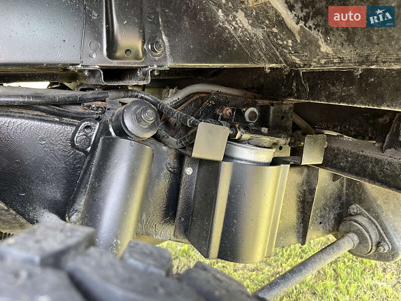 Позашляховик / Кросовер Land Rover Defender 2006 в Луцьку