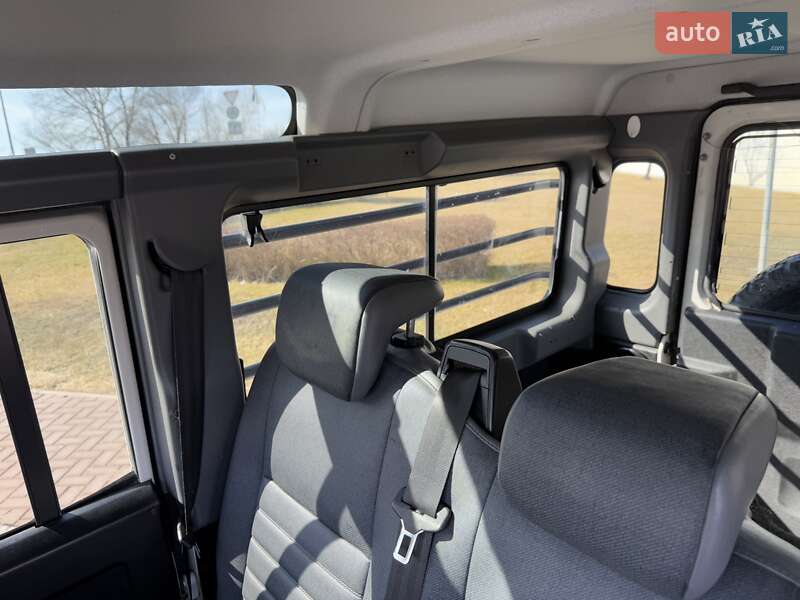 Внедорожник / Кроссовер Land Rover Defender 2008 в Киеве