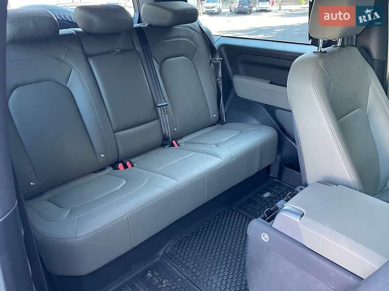 Внедорожник / Кроссовер Land Rover Defender 2022 в Одессе