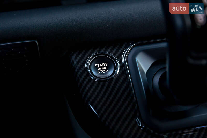 Позашляховик / Кросовер Land Rover Defender 2020 в Луцьку