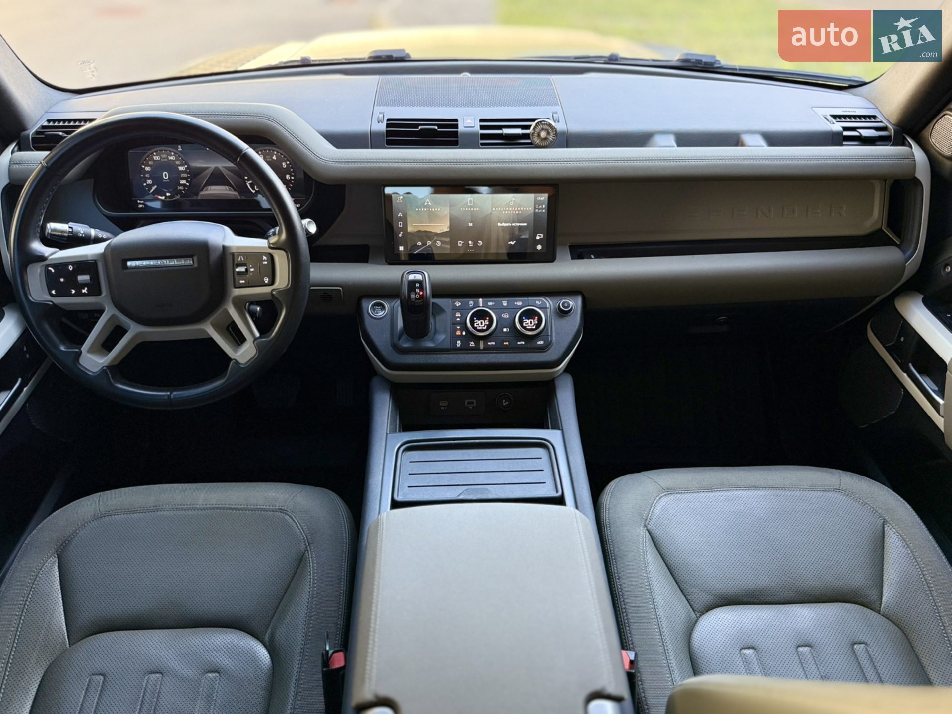 2020 Land Rover Defender - мініатюра 19