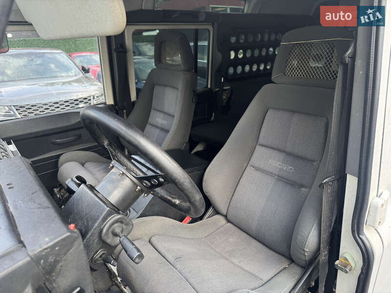 Внедорожник / Кроссовер Land Rover Defender 2005 в Киеве фото 22 Внедорожник / Кроссовер Land Rover Defender 2005 в Киеве