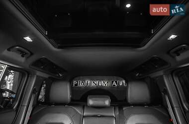 Внедорожник / Кроссовер Land Rover Defender 2022 в 