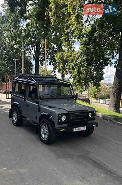 Внедорожник / Кроссовер Land Rover Defender 2002 в Киеве