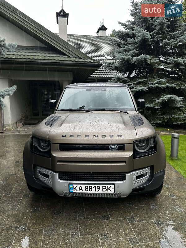Land Rover Defender 2020