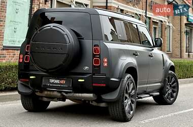 Внедорожник / Кроссовер Land Rover Defender 2022 в 