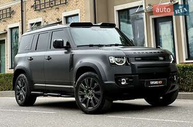 Внедорожник / Кроссовер Land Rover Defender 2022 в 