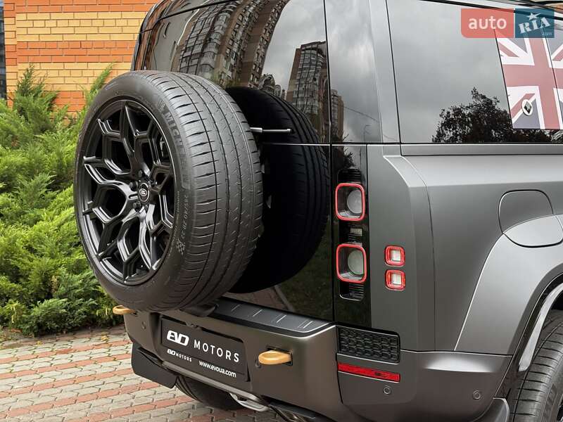 Внедорожник / Кроссовер Land Rover Defender 2025 в Киеве