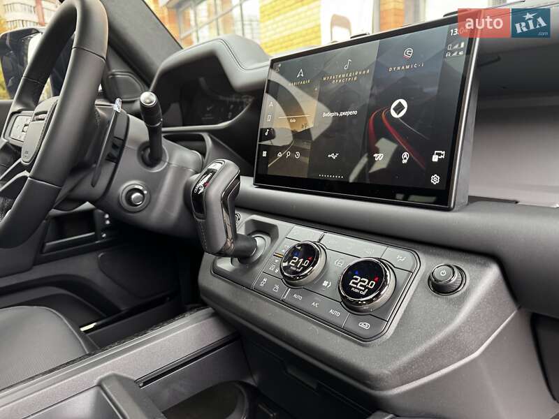 Внедорожник / Кроссовер Land Rover Defender 2025 в Киеве