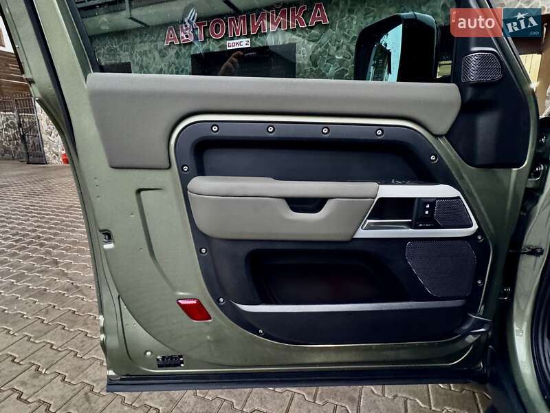 Внедорожник / Кроссовер Land Rover Defender 2023 в Броварах