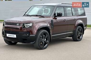Внедорожник / Кроссовер Land Rover Defender 2024 в 