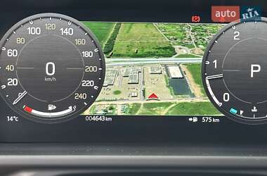 Внедорожник / Кроссовер Land Rover Defender 2024 в 