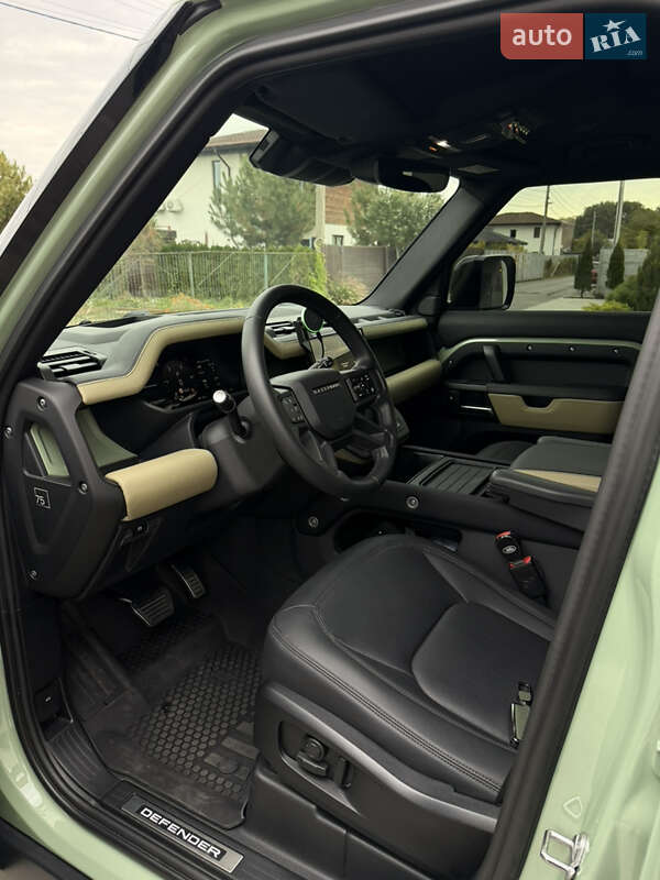 Внедорожник / Кроссовер Land Rover Defender 2023 в Днепре
