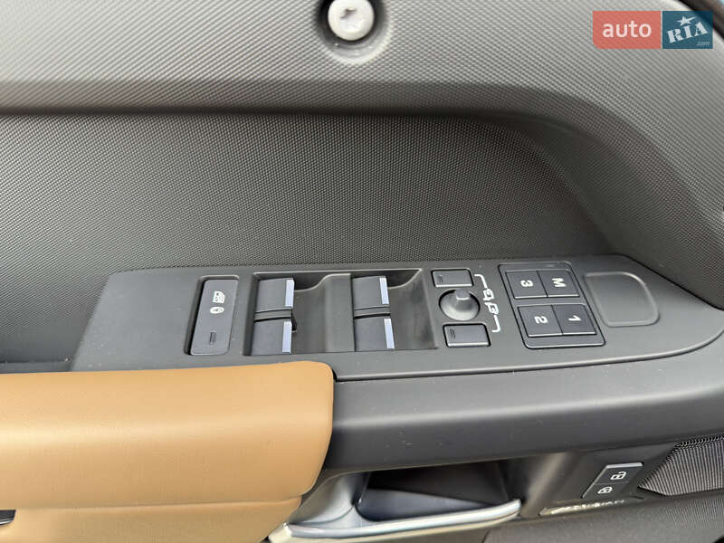 Позашляховик / Кросовер Land Rover Defender 2025 в Дніпрі