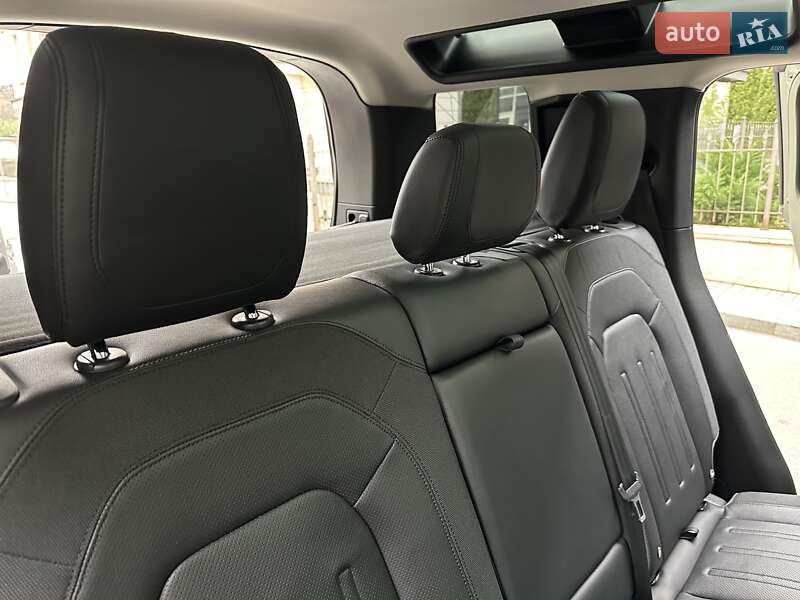 Внедорожник / Кроссовер Land Rover Defender 2020 в Киеве фото 90 Внедорожник / Кроссовер Land Rover Defender 2020 в Киеве