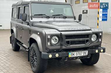 Позашляховик / Кросовер Land Rover Defender 2014 в  фото 2 Позашляховик / Кросовер Land Rover Defender 2014 в