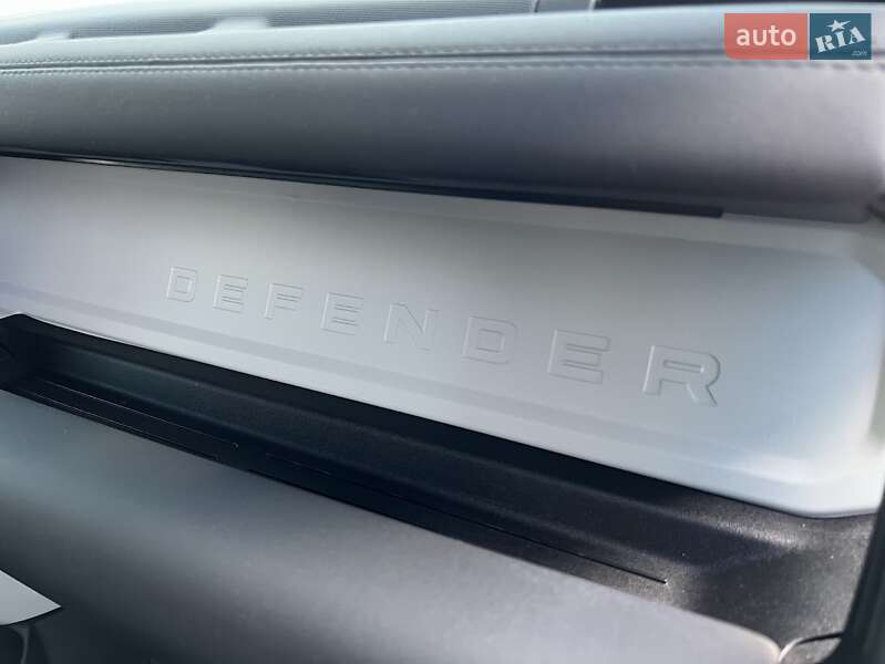 Позашляховик / Кросовер Land Rover Defender 2023 в Дніпрі