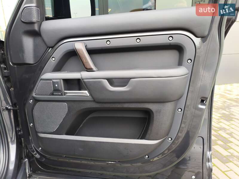 Позашляховик / Кросовер Land Rover Defender 2022 в Києві