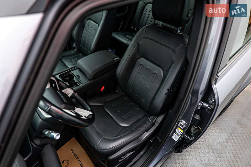 Внедорожник / Кроссовер Land Rover Defender 2021 в Киеве фото 10 Внедорожник / Кроссовер Land Rover Defender 2021 в Киеве
