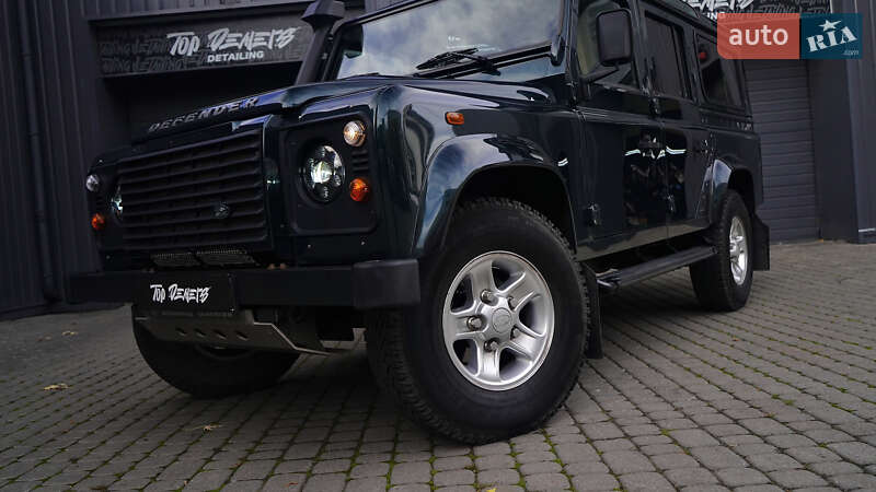 Внедорожник / Кроссовер Land Rover Defender 2015 в Львове