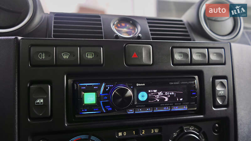 Внедорожник / Кроссовер Land Rover Defender 2015 в Львове