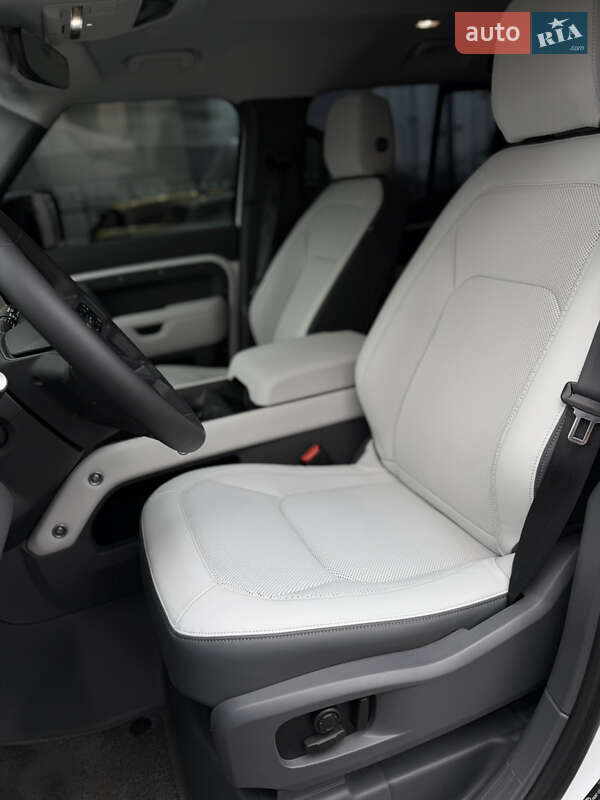 Внедорожник / Кроссовер Land Rover Defender 2024 в Харькове