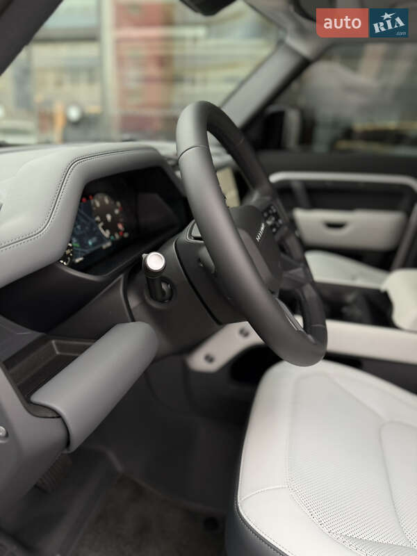 Внедорожник / Кроссовер Land Rover Defender 2024 в Харькове