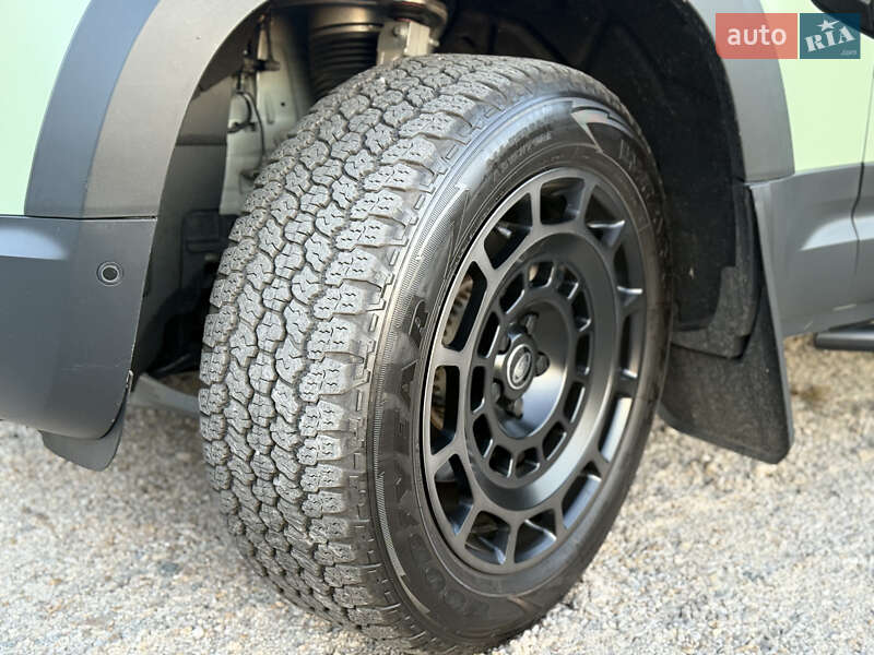 Внедорожник / Кроссовер Land Rover Defender 2023 в Днепре