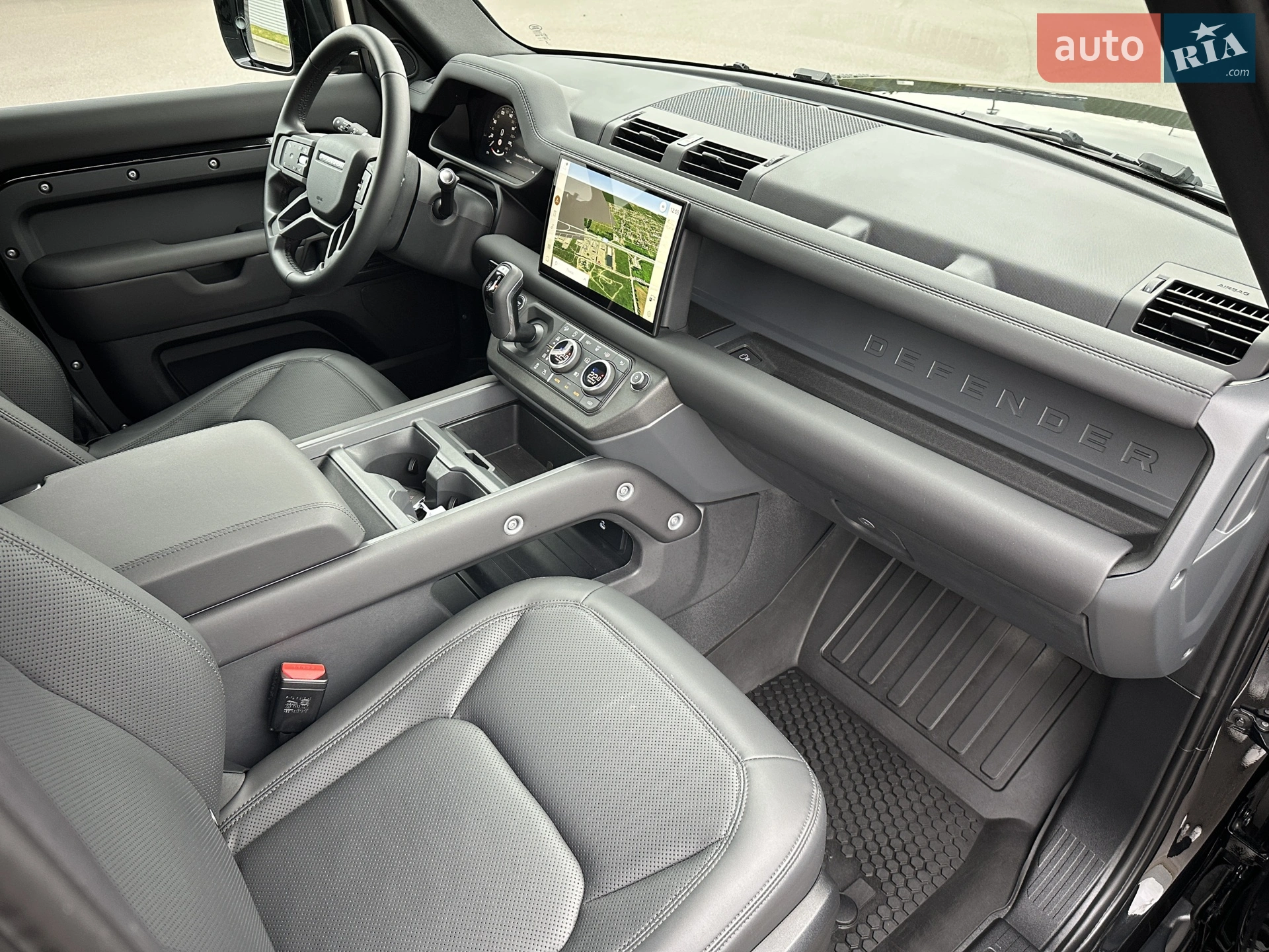 2024 Land Rover Defender - мініатюра 28