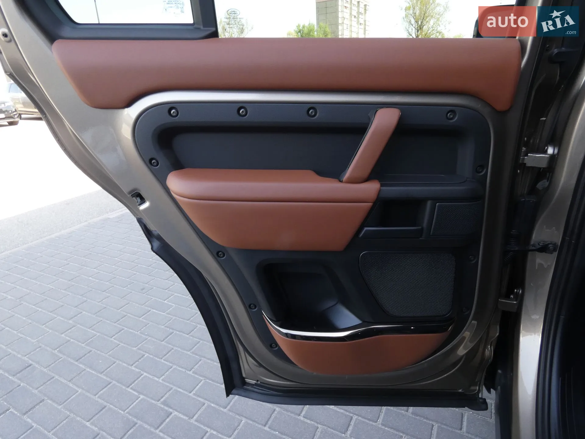 2025 Land Rover Defender - мініатюра 13