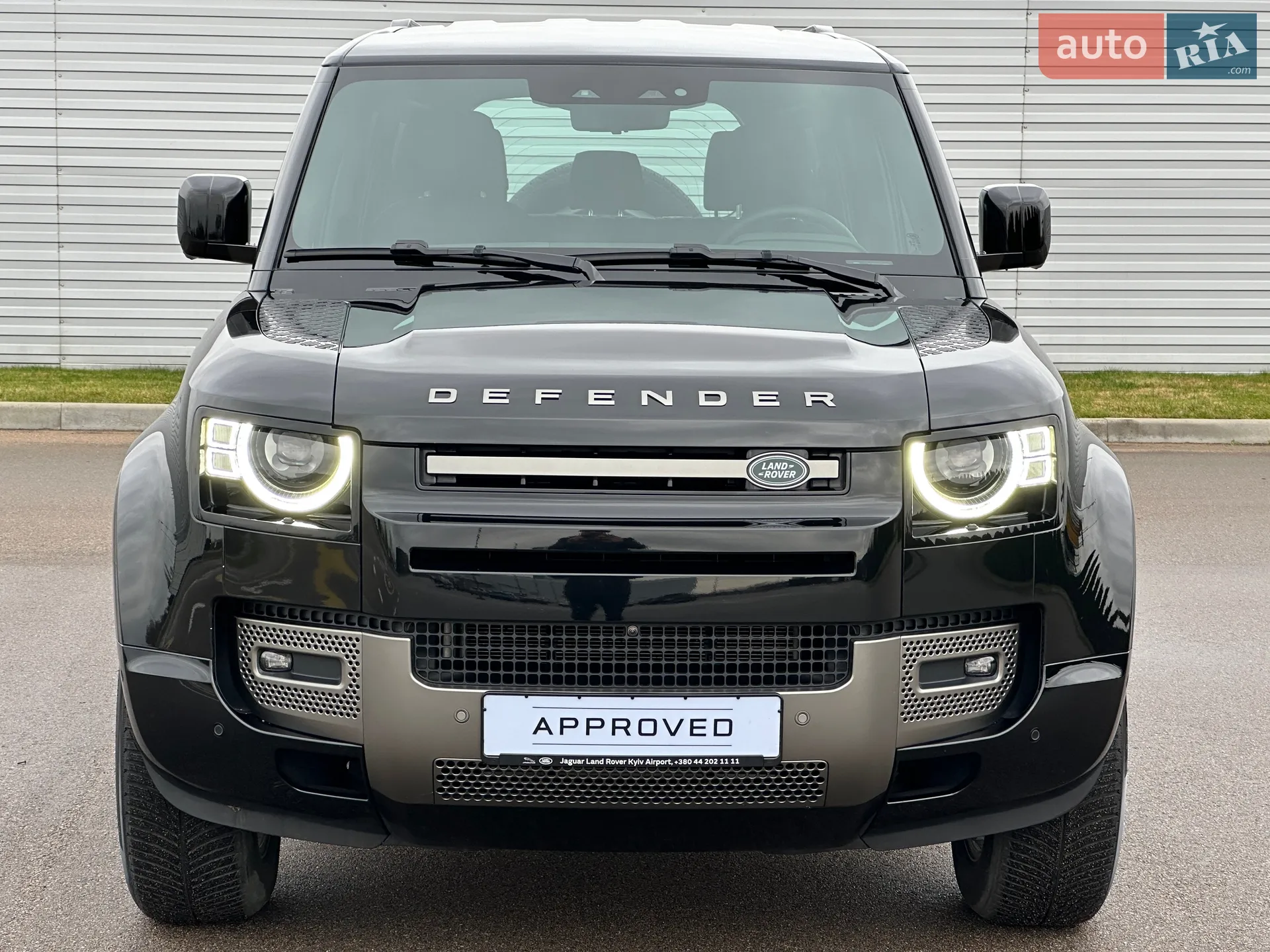 2024 Land Rover Defender - мініатюра 2