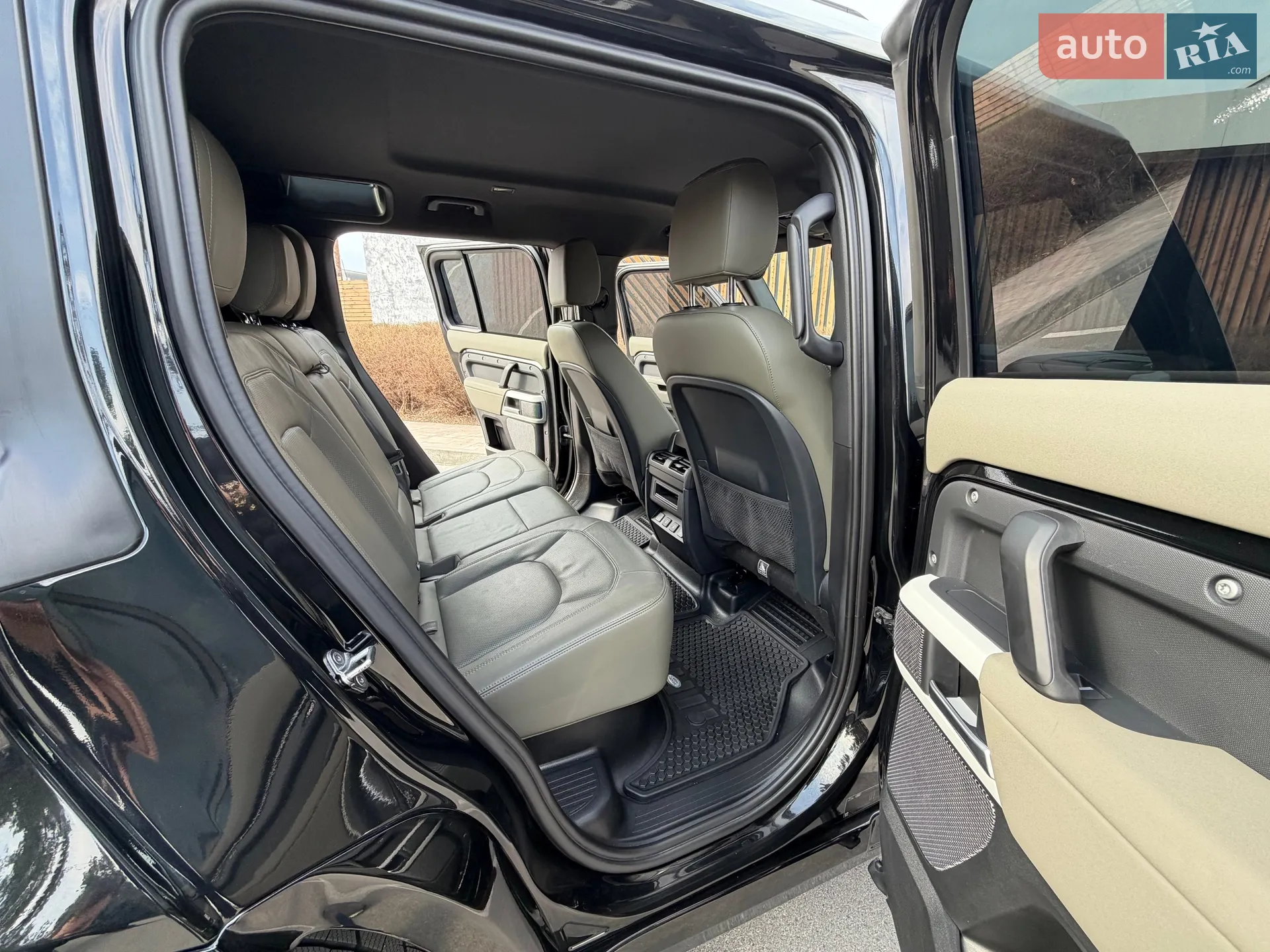 2022 Land Rover Defender - мініатюра 106