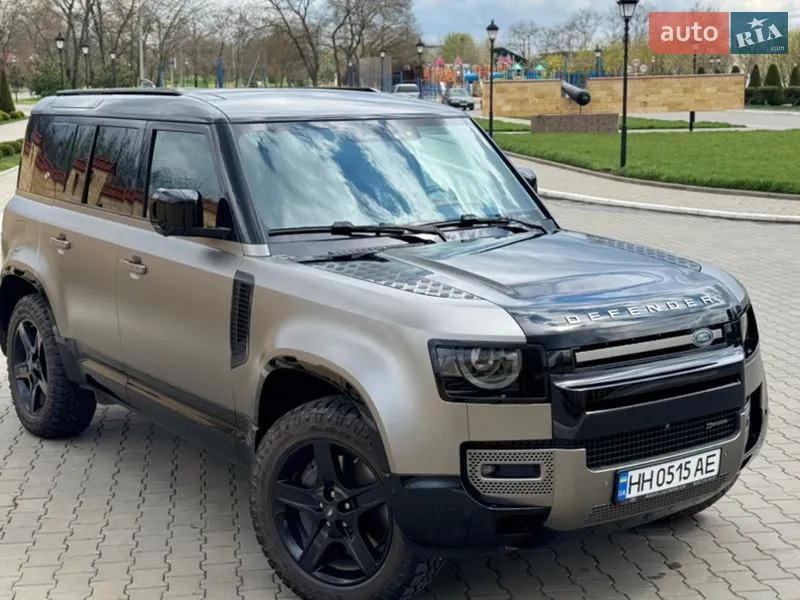 Land Rover Defender