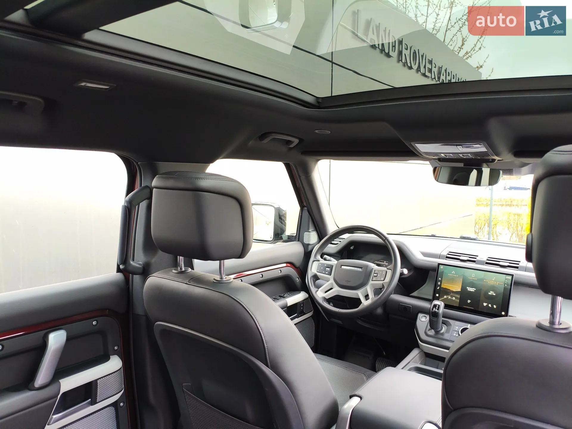 2024 Land Rover Defender - мініатюра 51