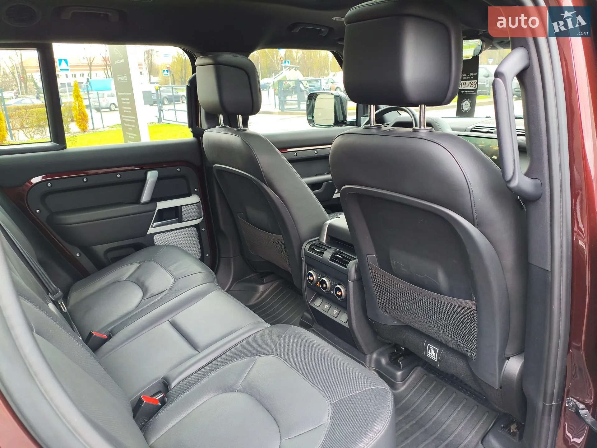 2024 Land Rover Defender - мініатюра 64