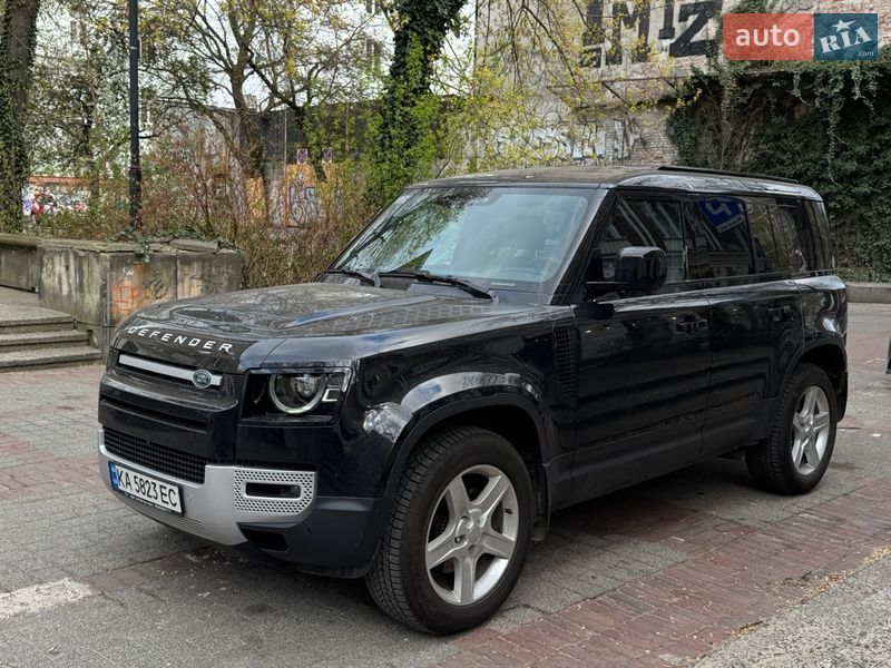 Land Rover Defender 2021