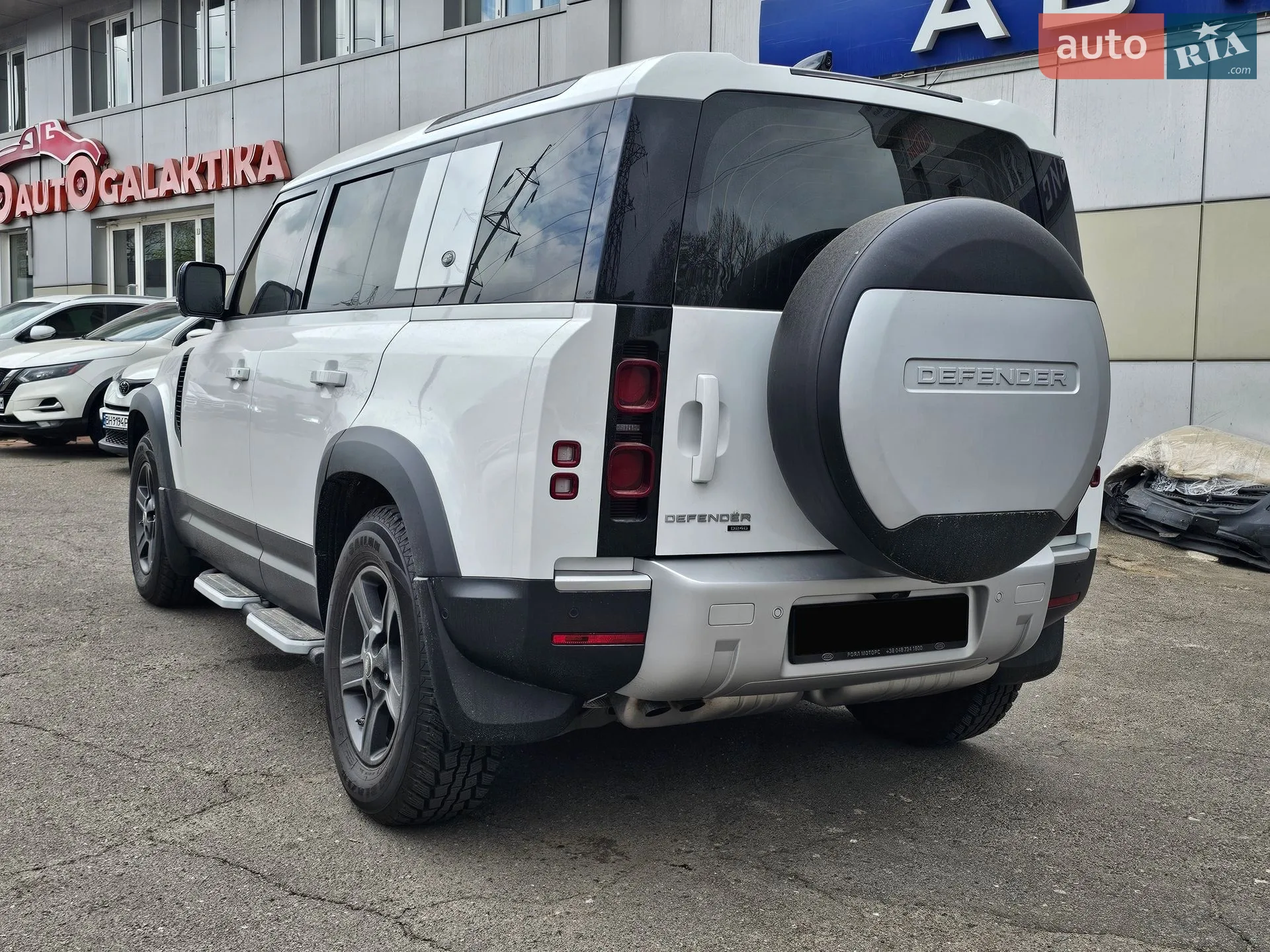 2020 Land Rover Defender - мініатюра 8