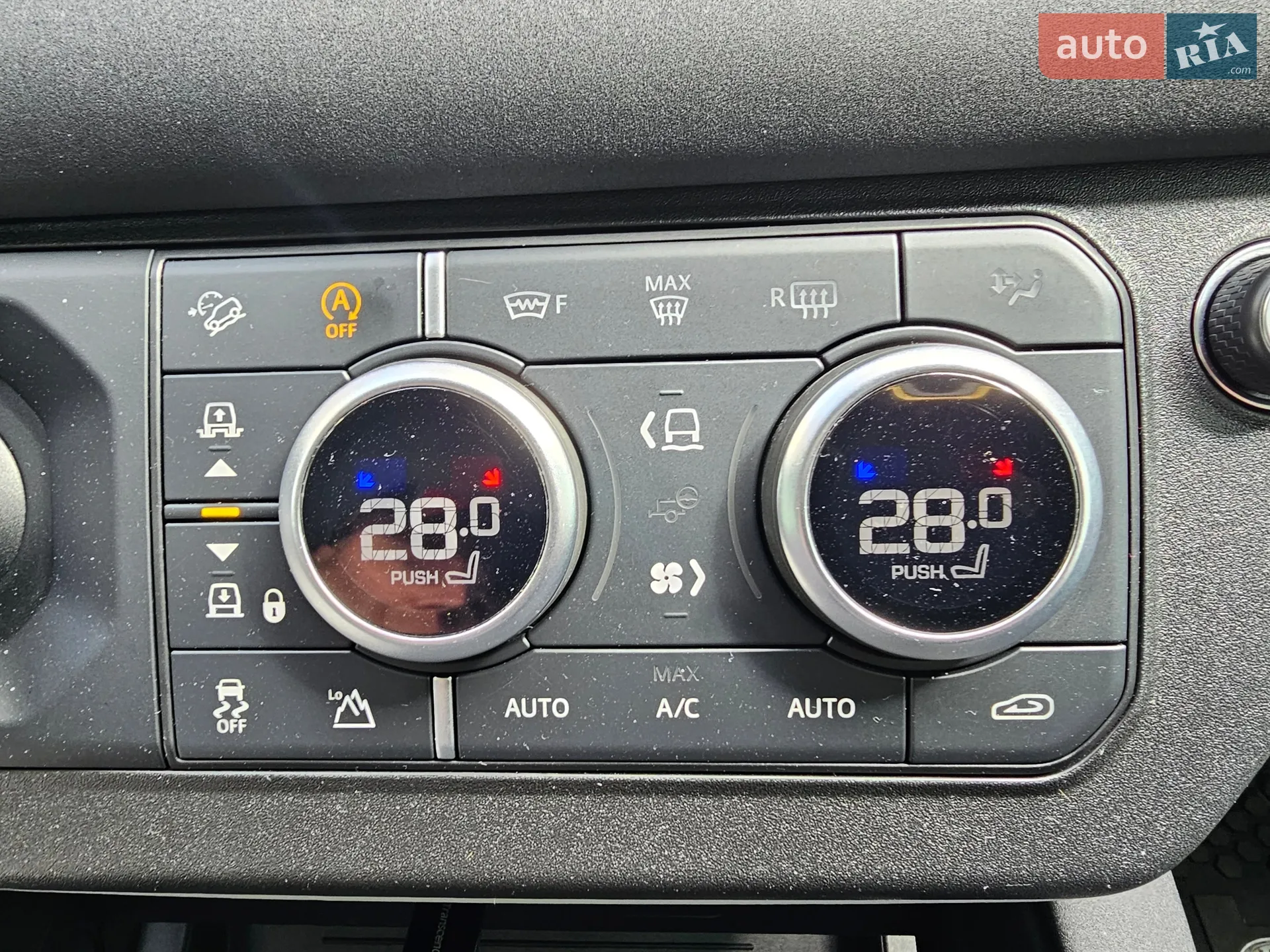 2020 Land Rover Defender - мініатюра 48