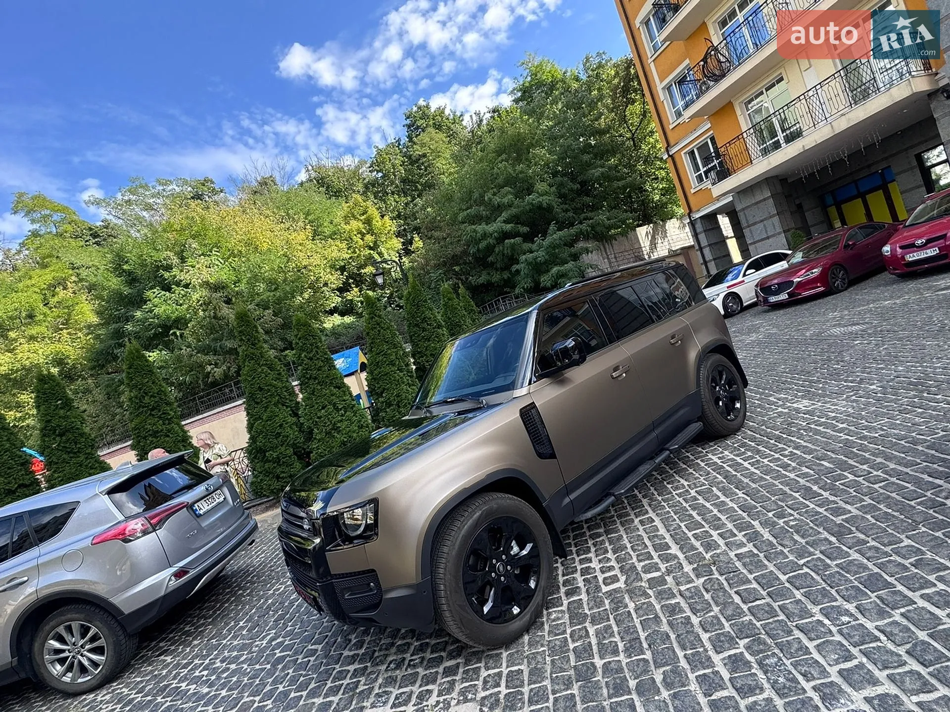 2023 Land Rover Defender - мініатюра 2