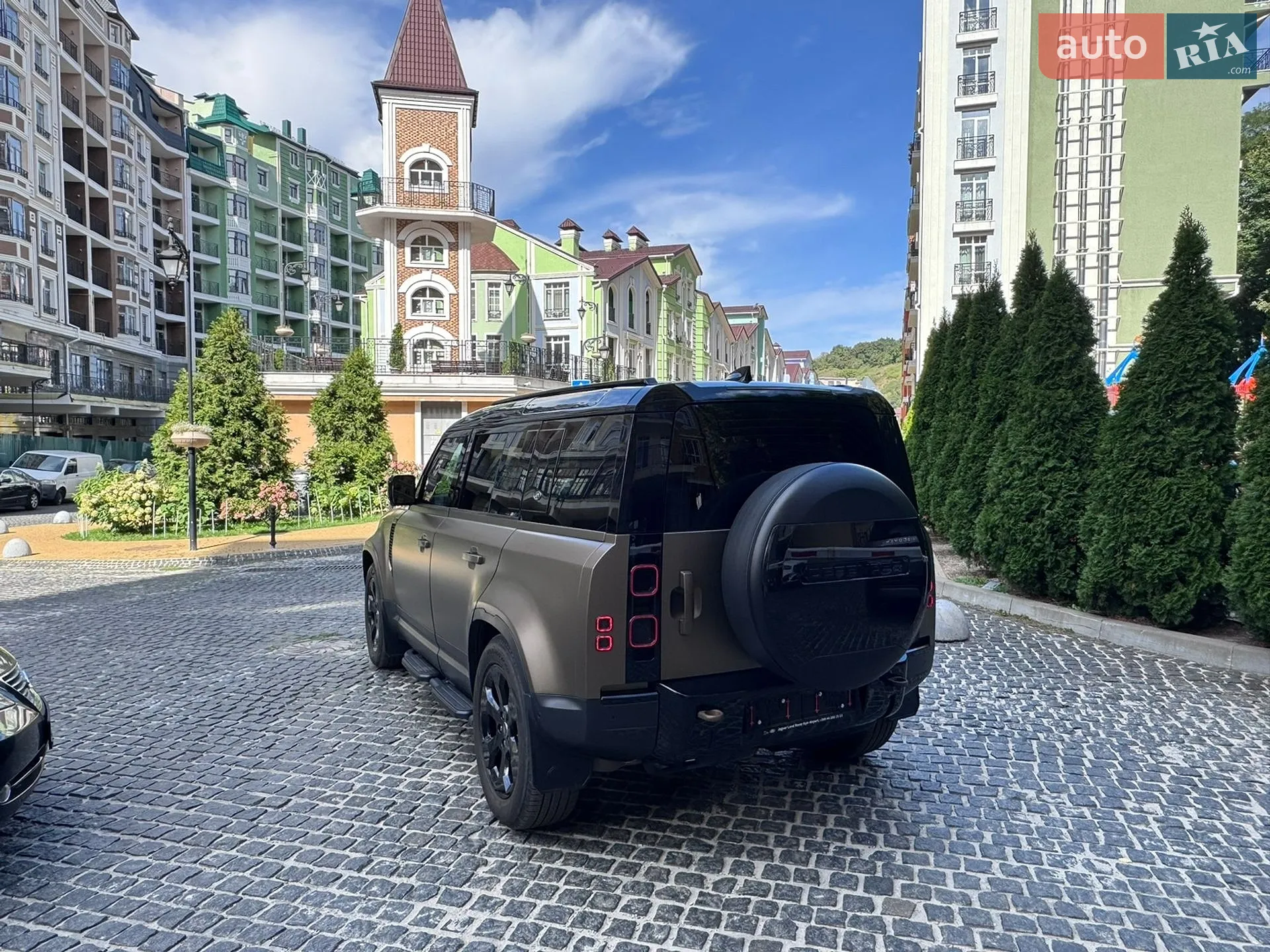 2023 Land Rover Defender - мініатюра 13
