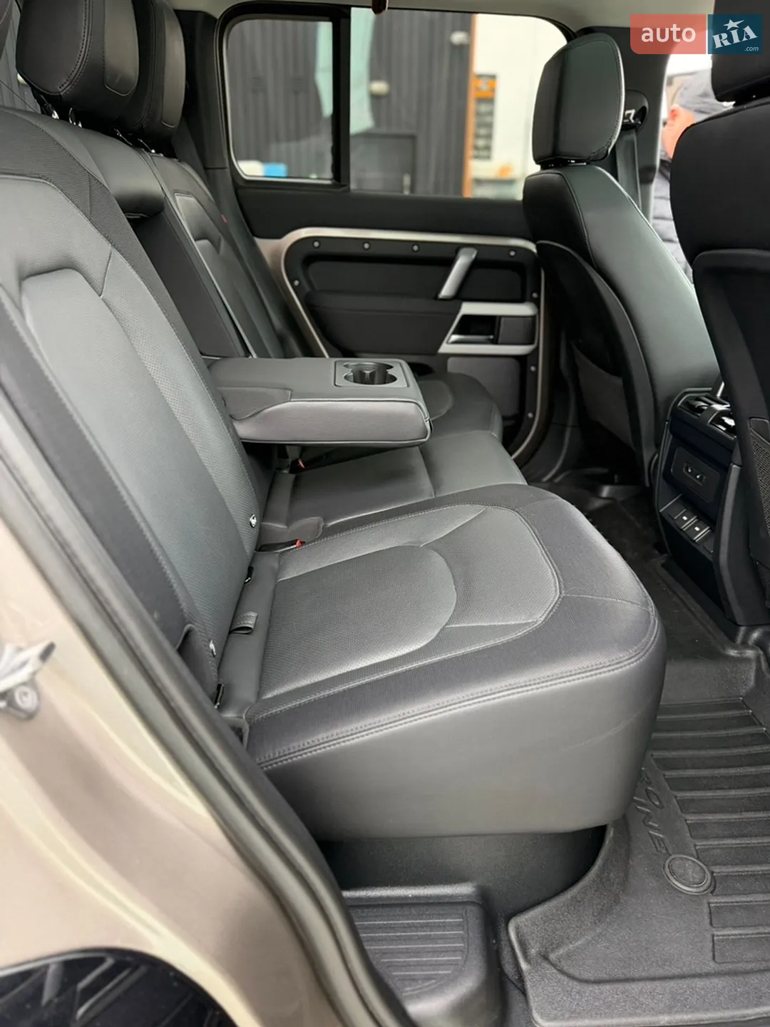 2022 Land Rover Defender - мініатюра 32